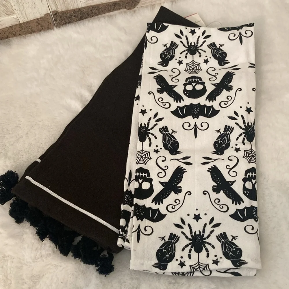 Target BP Halloween Dish Towels